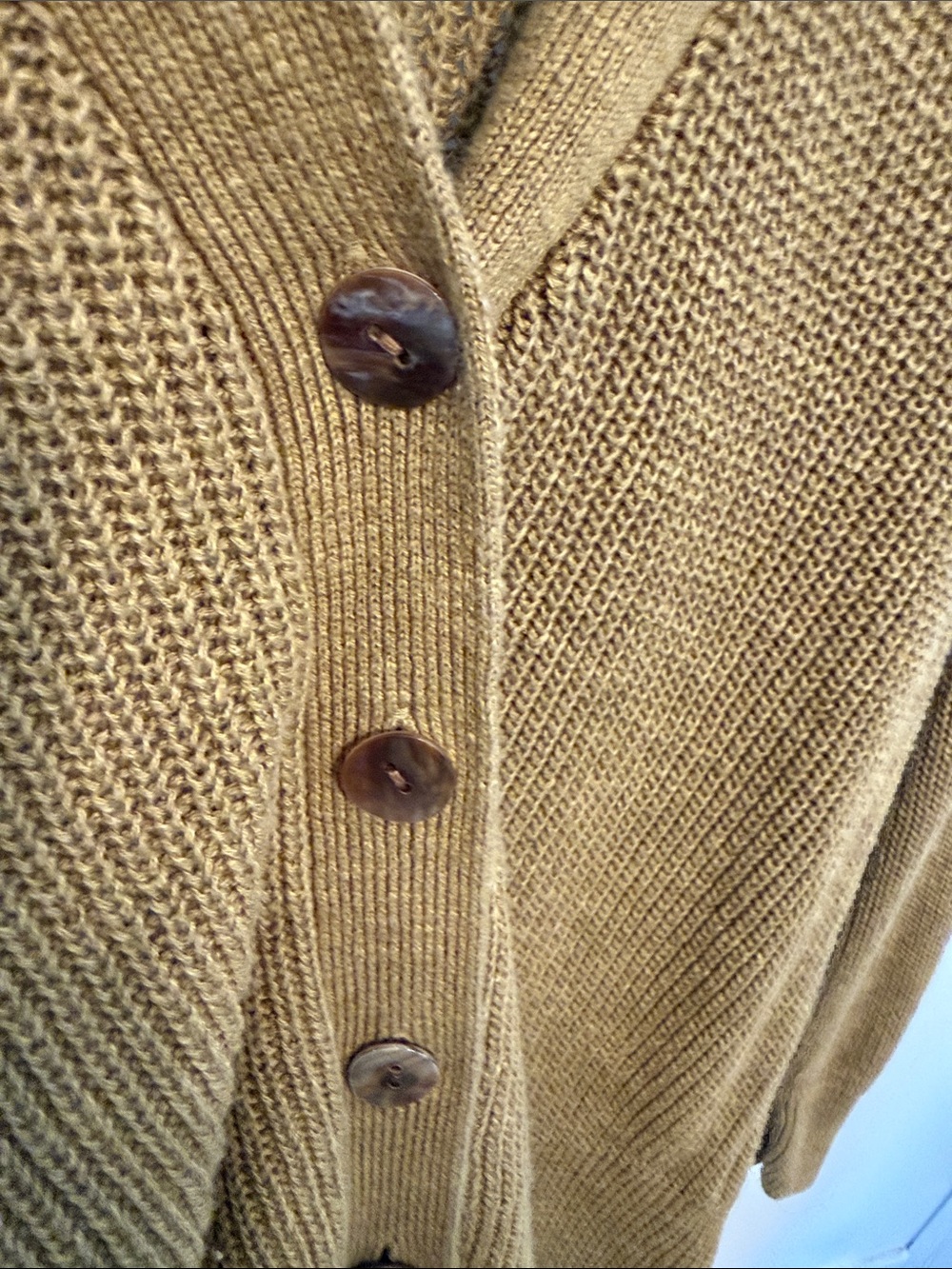 Faherty Miramar Cardigan - Picture 4 of 6